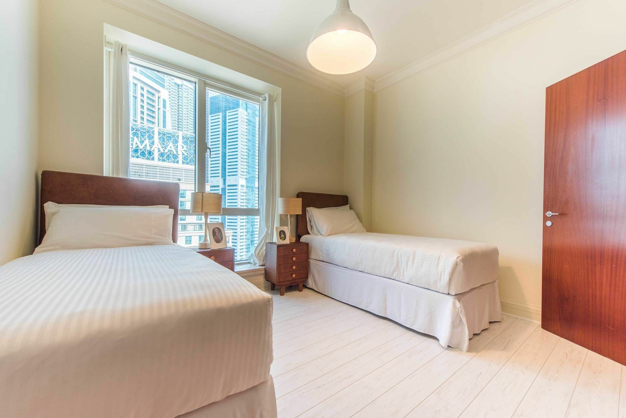 Signature Homes - Marina Diamond * Dubai